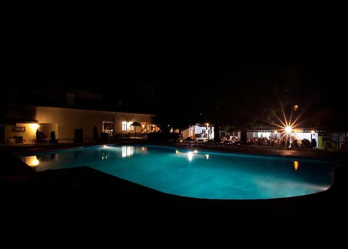 Aldeamento Turistico Do Camarido, Nature & Каминья